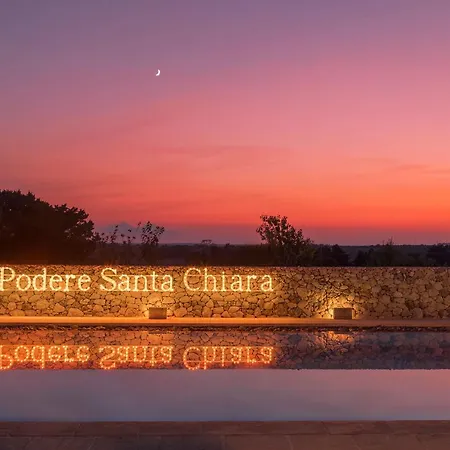 Podere Santa Chiara 컨트리하우스 *
