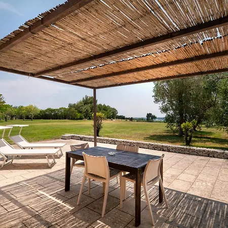 Podere Santa Chiara 컨트리하우스 오트란토